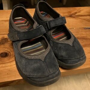 Dansko Womens EU 38 US 7.5 Navy Blue Suede Mary Jane Sneaker Comfort Shoe